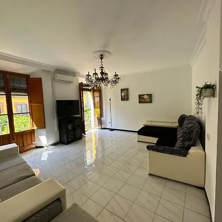 Casa Snoopy Homestay Seville