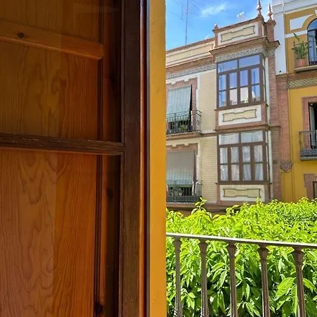 Homestay Casa Snoopy Seville